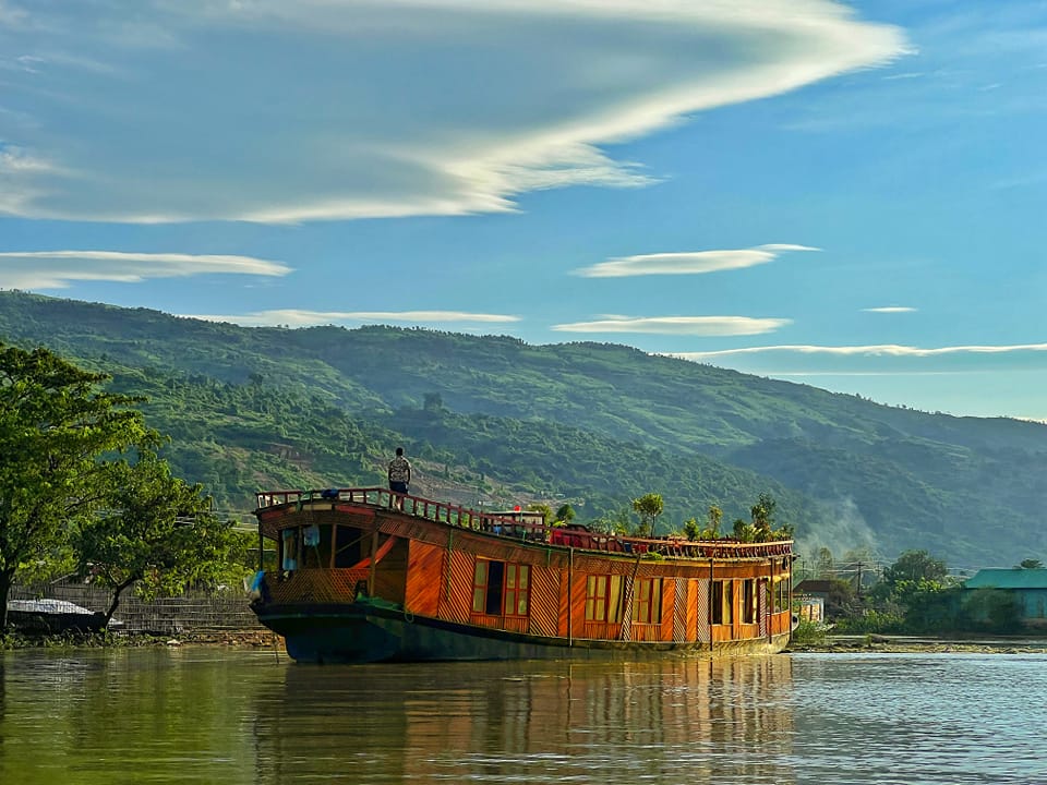 সিন্দাবাদ তরী- Private Tanguar Haor Tour from Sunamganj